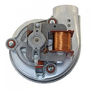 ���������� Junkers ZW23-1AE, Ceraclass ZW24-2 DH AE, Bosch Gaz 3000W ZW24-2DH AE, Buderus Logamax U032-24K ���. 87072040380