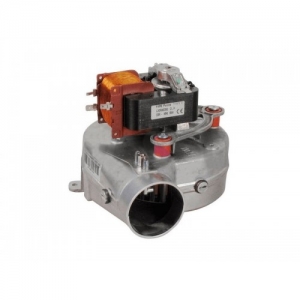 ���������� Bosch Gaz 7000W, Junkers Ceraclass Comfort 28 ��� ���. 87160112880